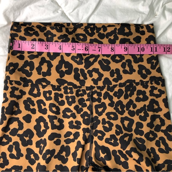 Beach Riot Sport Piper Leopard Print Legging - Picture 5 of 10